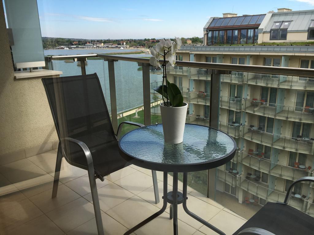 شقة فيلينس  في Aqua Apartman Panorama المظهر الخارجي الصورة